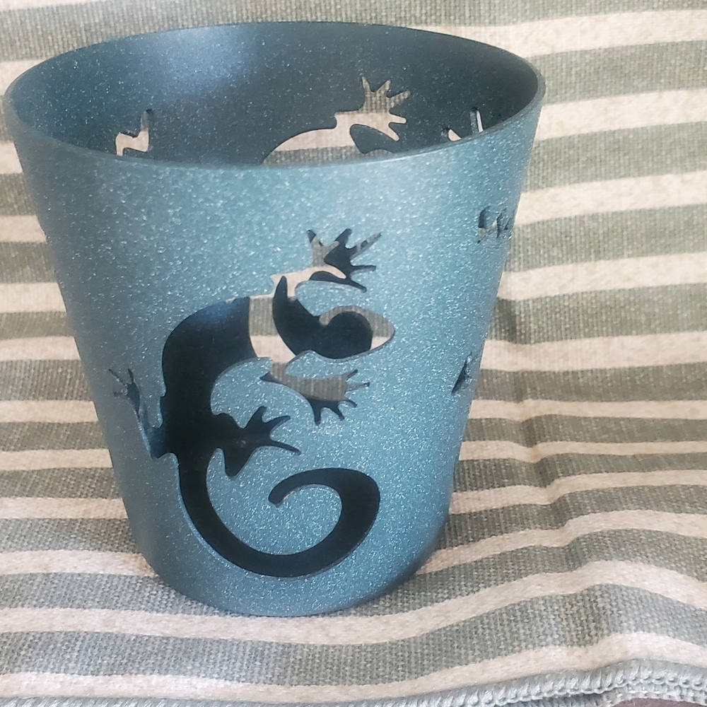Decorative Green Gecko Metal Votive Candle Holder - Home Accents